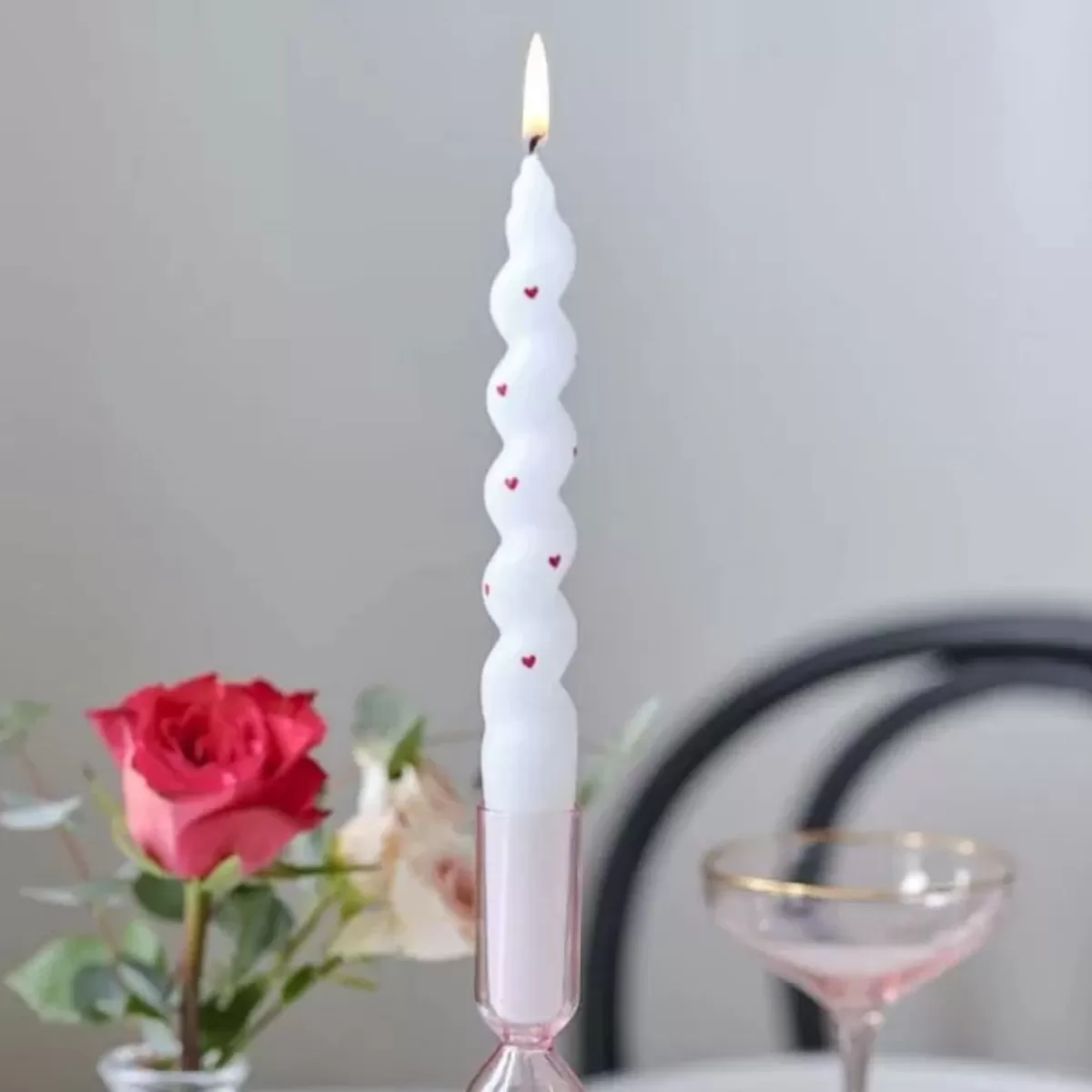 Kaarsen & Geurstokjes-Ginger Ray Gedraaide Kaarsen Met Hartjes - Romantische Tafeldecoratie -